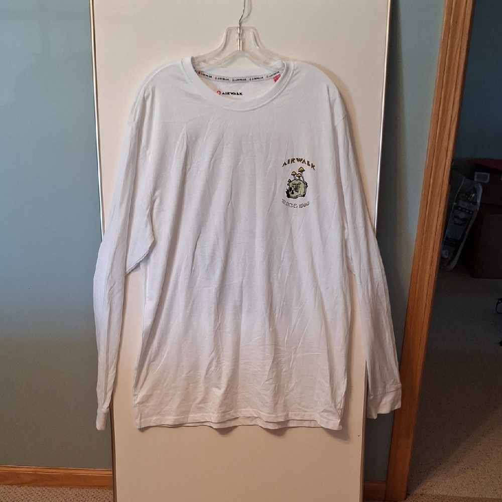 Airwalk White Long Sleeve Shirt with Graphic